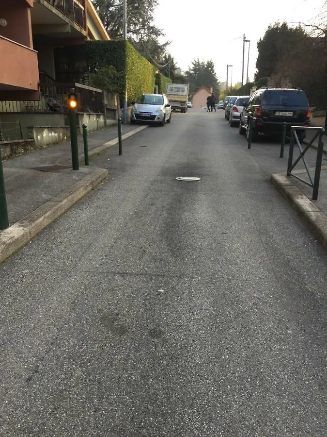 Appartement magnifique meublé 24m2 avec parking à Aix-les-Bains France